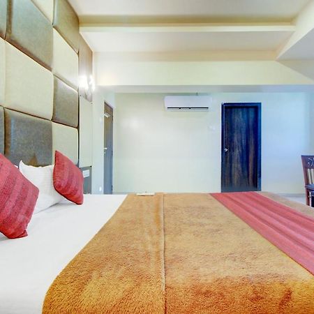 فندق Kalyānفي  K D Residency المظهر الخارجي الصورة