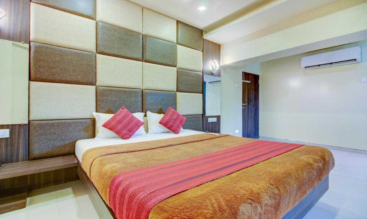 فندق Kalyānفي  K D Residency المظهر الخارجي الصورة